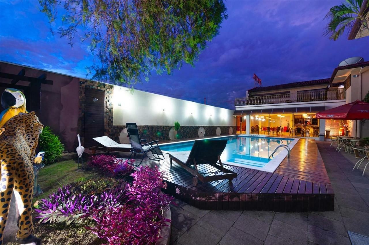 Hotel Presidencial Cuiabá Exterior foto